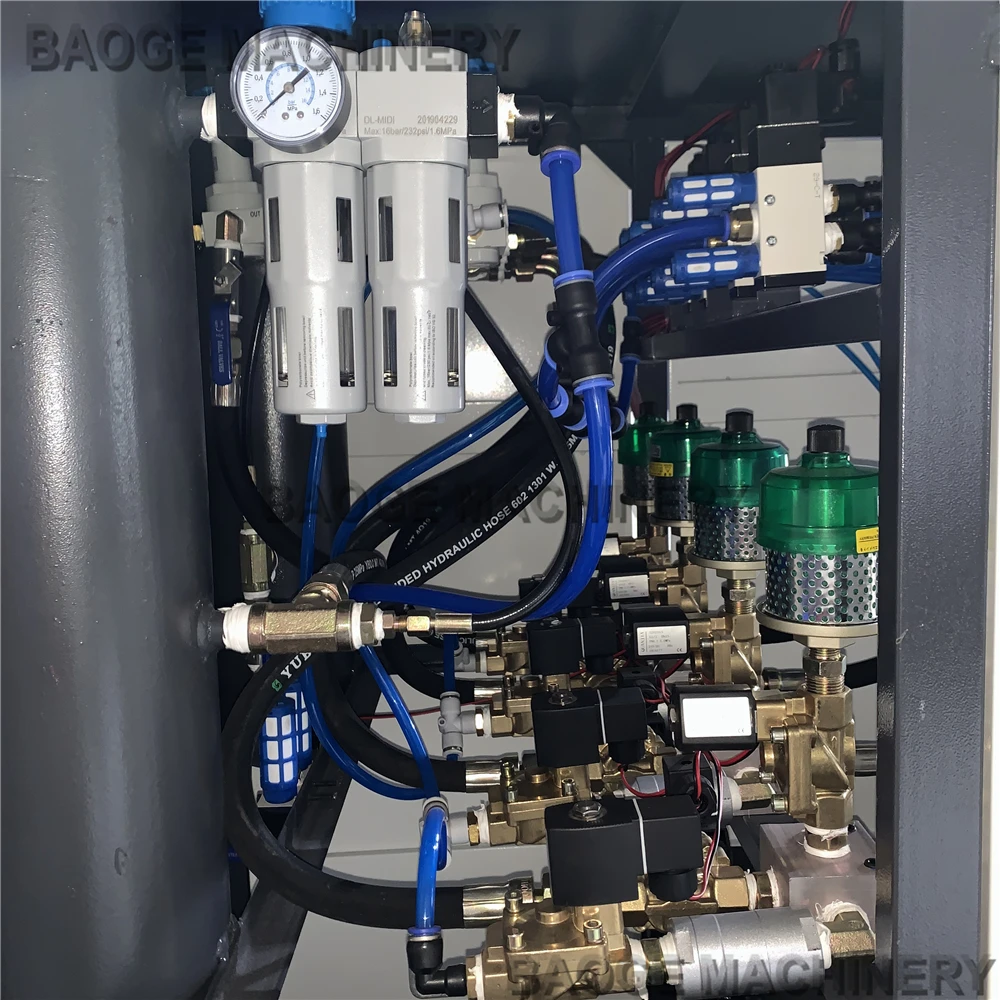 
High Production 600ML 1000ML 1500ML Semi Automatic Plastic Water Bottle Machine Manual Bottle Blowing Machine Automatic Blower 