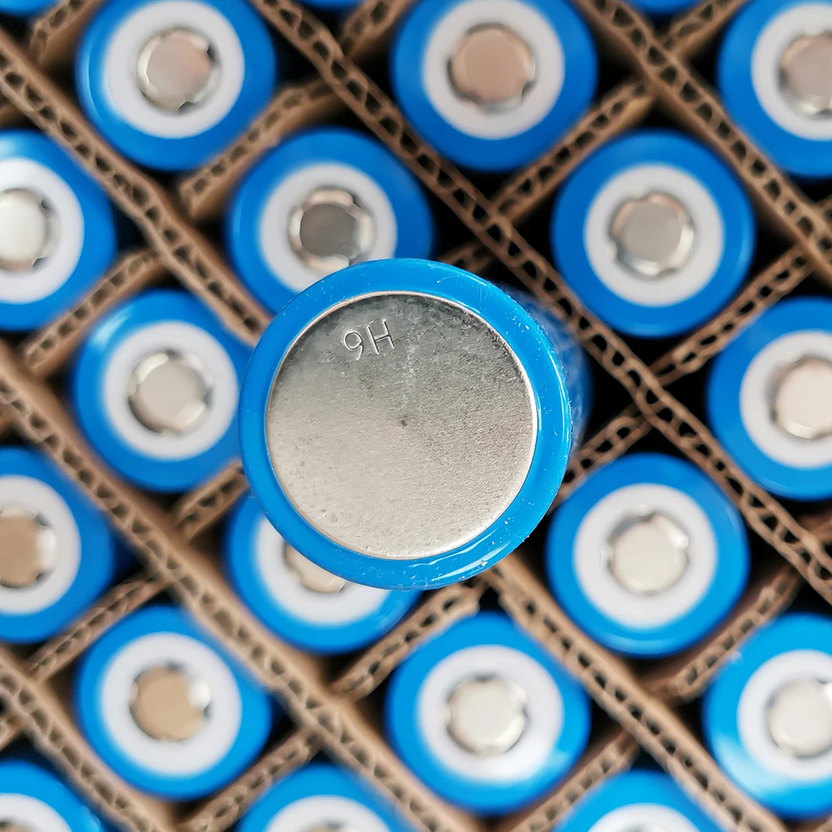  Аккумуляторная литиевая батарея 3C разрядка 32700 lifepo4 6000 мАч для системы хранения солнечной энергии 3 2