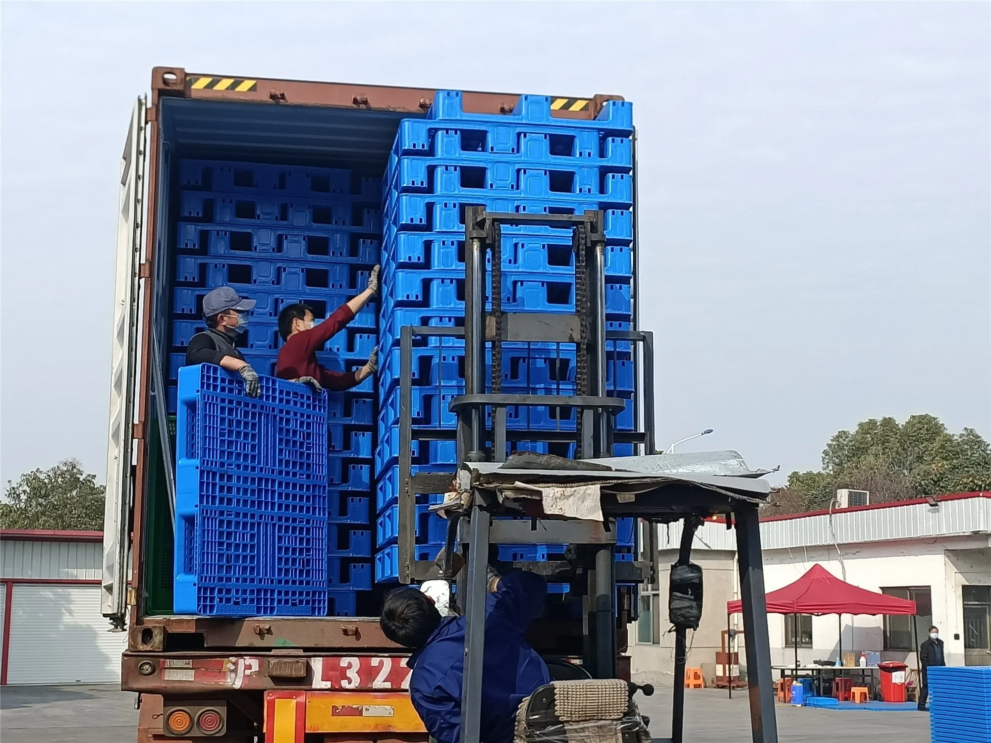 Pallets Suppliers Reversible Faced Durable Hdpe Plastic Reversible Pallet Prices
