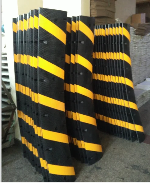 Rubber Speed Bumps Traffic Driveway Heavy Duty Speed Bump Hump For Asphalt Concrete Garage Gravel Roads