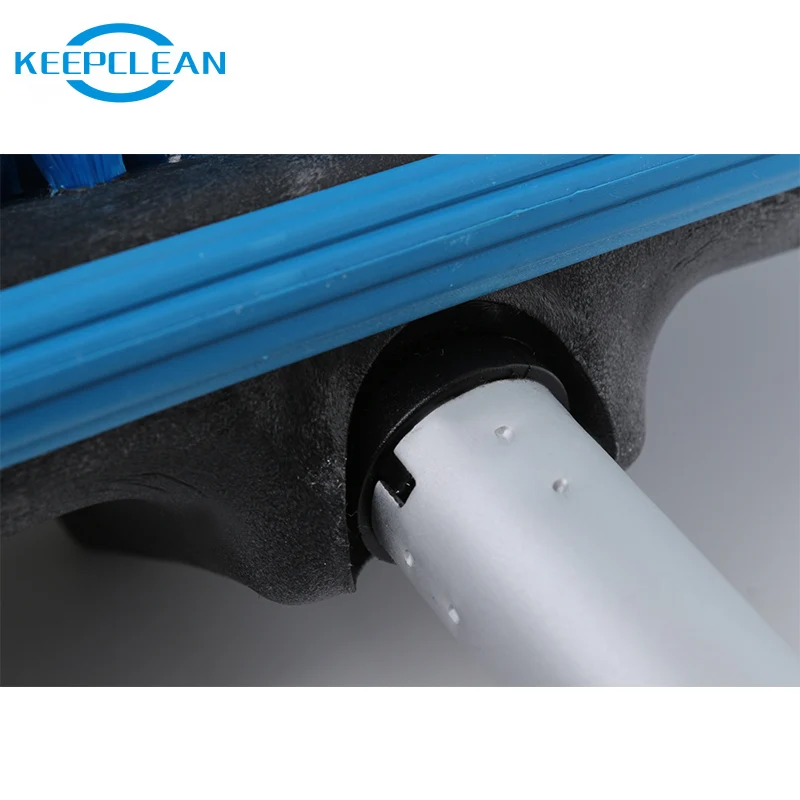 Amazon Hot Selling Soft Hair Soft Bristle  Flow-thru Telescopic Long Handle Car Cleaning Brush