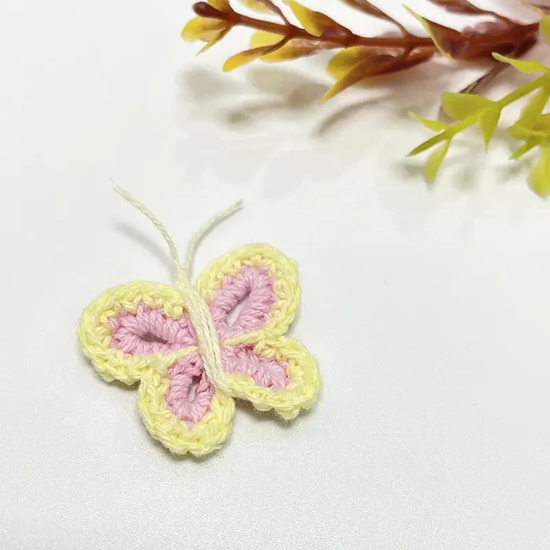 2023 Custom wholesale butterflies crochet fabric iron on patches accessories for kids clothing