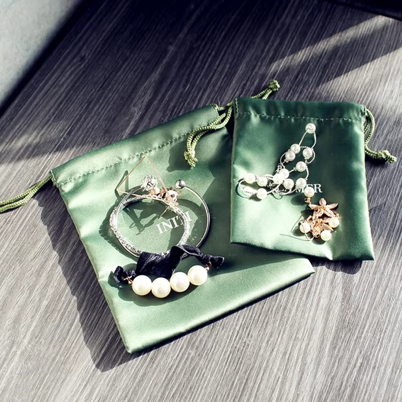 Dustproof Drawstring Storage Skincare Bag Green Bundle Satin Pouch Silk Drawstring Bags with Logo for Hair Wig Jewelry Packaging