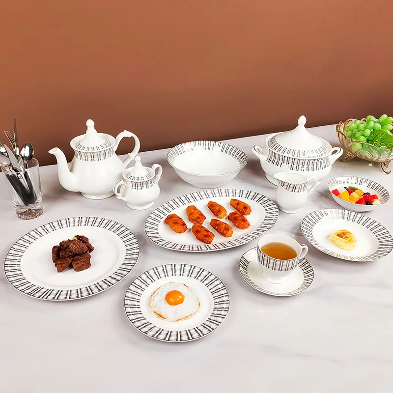 61 pcs Vintage Chinaware Tableware New Bone China Dinnerware Ceramic Dinner Plate Set Porcelain Luxury Dinnerware Dishes Sets