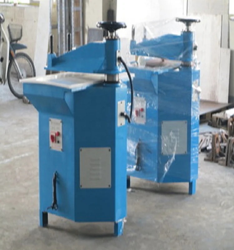 Hydraulic manual swing arm wiping rag cutting machine