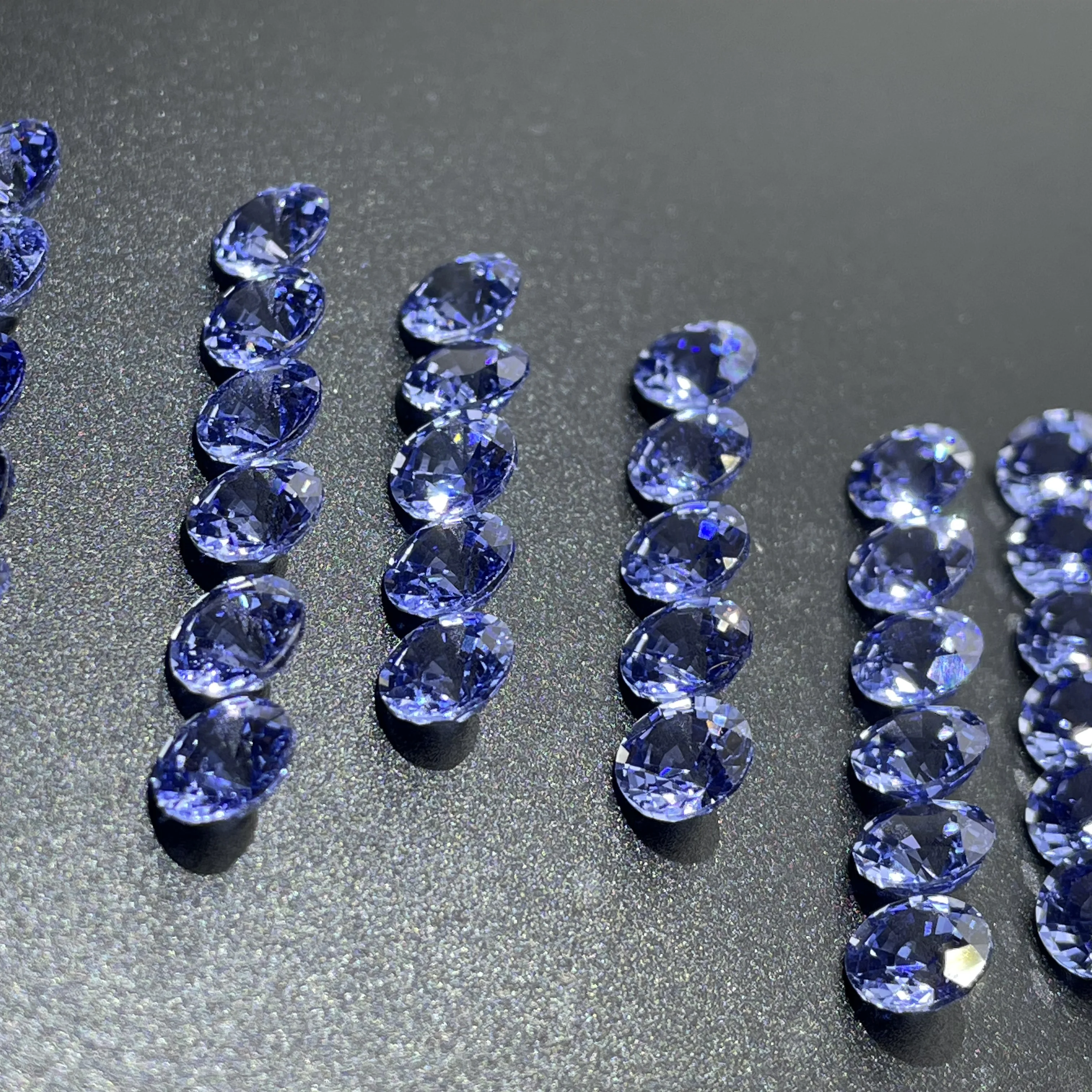 ZHF Jewelry New Arrival Blue Loosestone Gems synthetic sapphire price per carat round blue sapphire 1.3ct  6.5m thick 4.22m