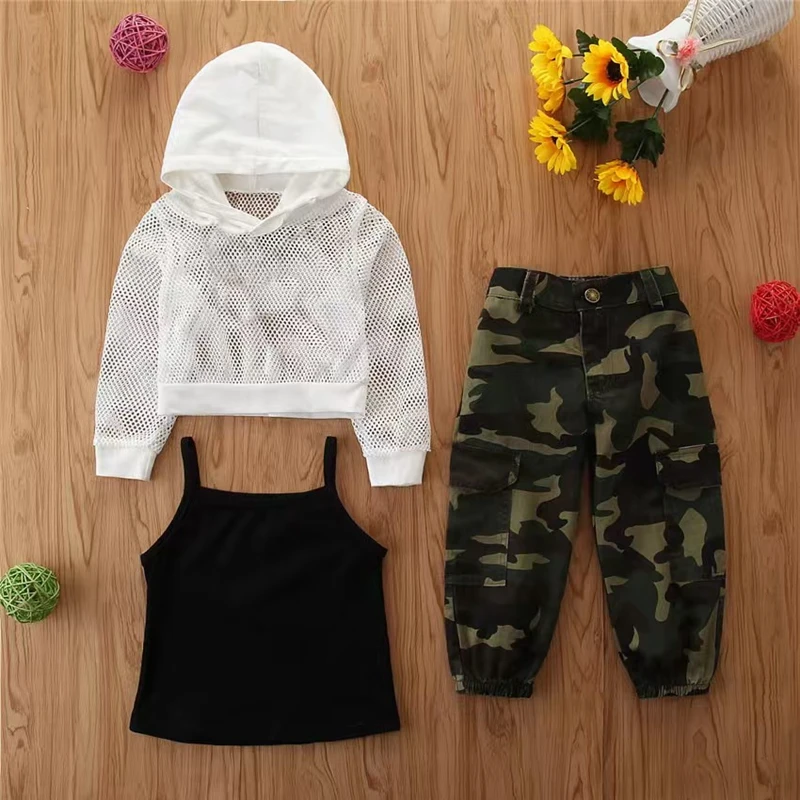 2024 Summer Girls Camouflage Tracksuit Piece Set Girls Suspenders + Mesh + Camouflage Pants 3 Piece Set Girls Outing Clothes