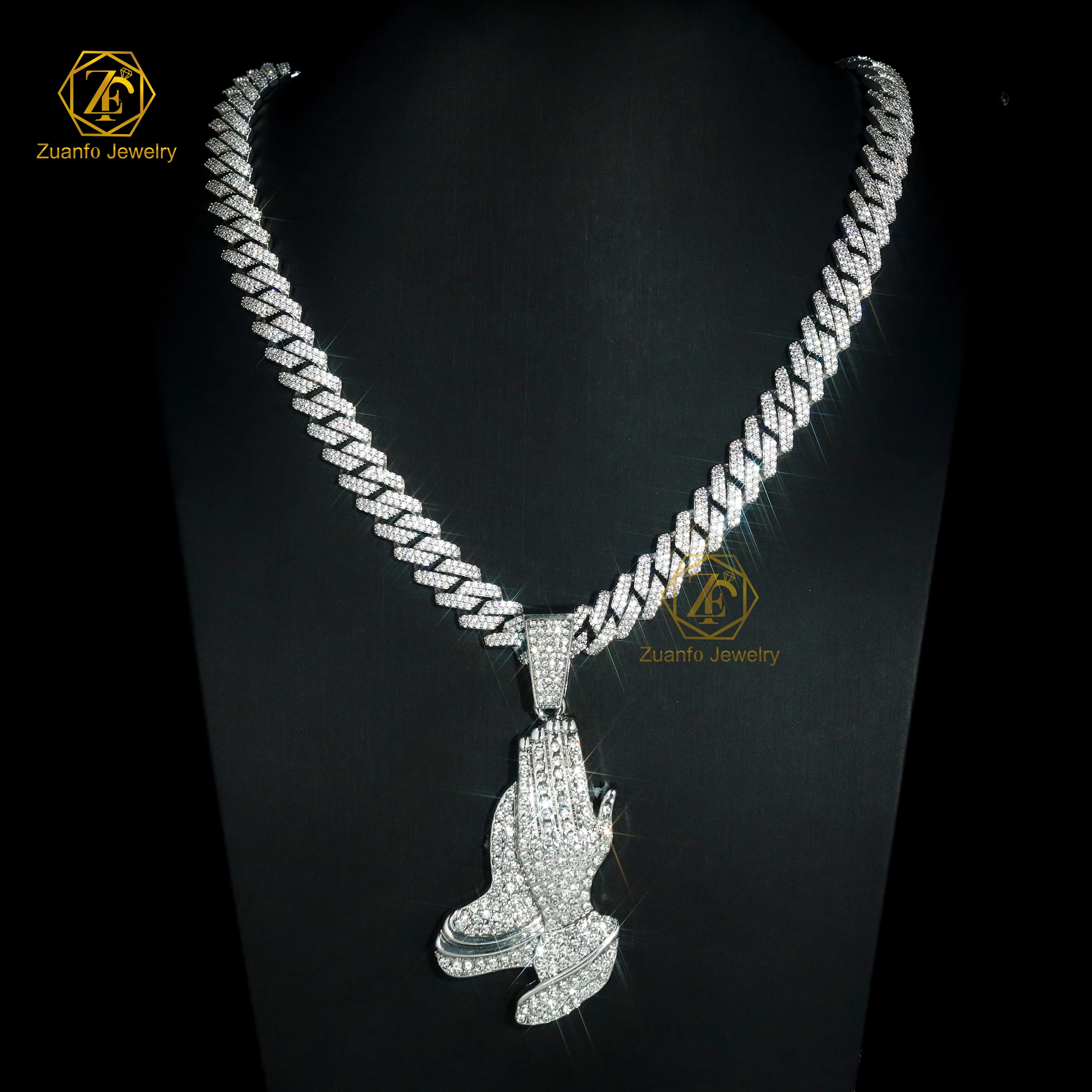 High Quality 925 Sterling Silver Hip Hop Style Pendant Gold Plated Iced out Moissanite Charm with Unique Personality Design
