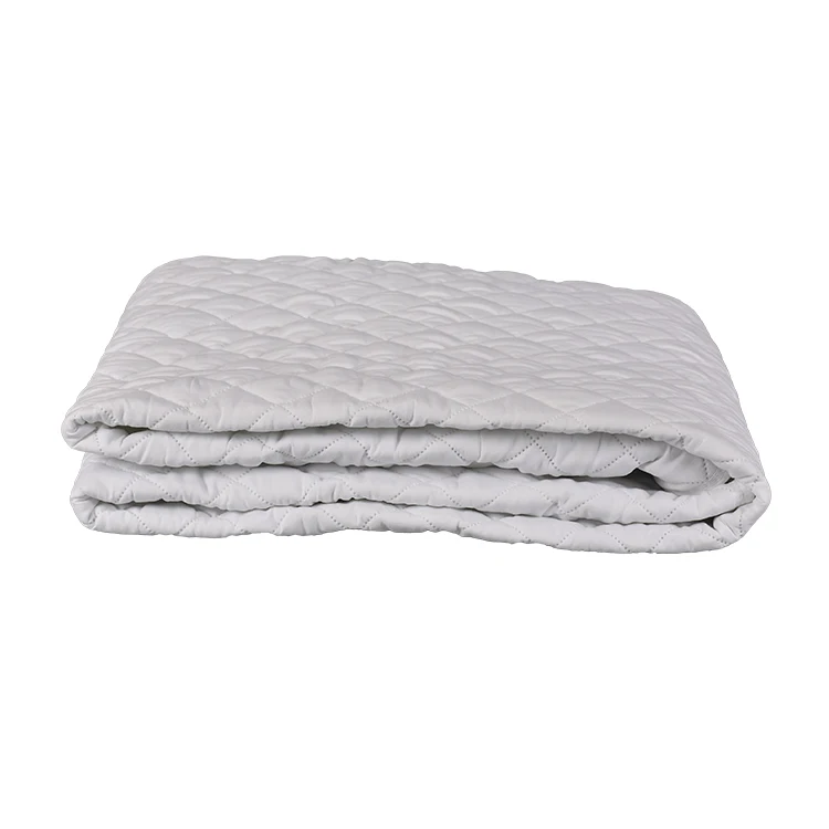 New design king size polyester 100% waterproof mattress protector for hotel room