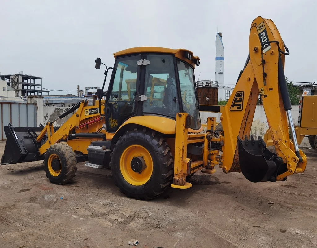 Running condition UK used JCB 3CX backhoe loader for sale in Shanghai site