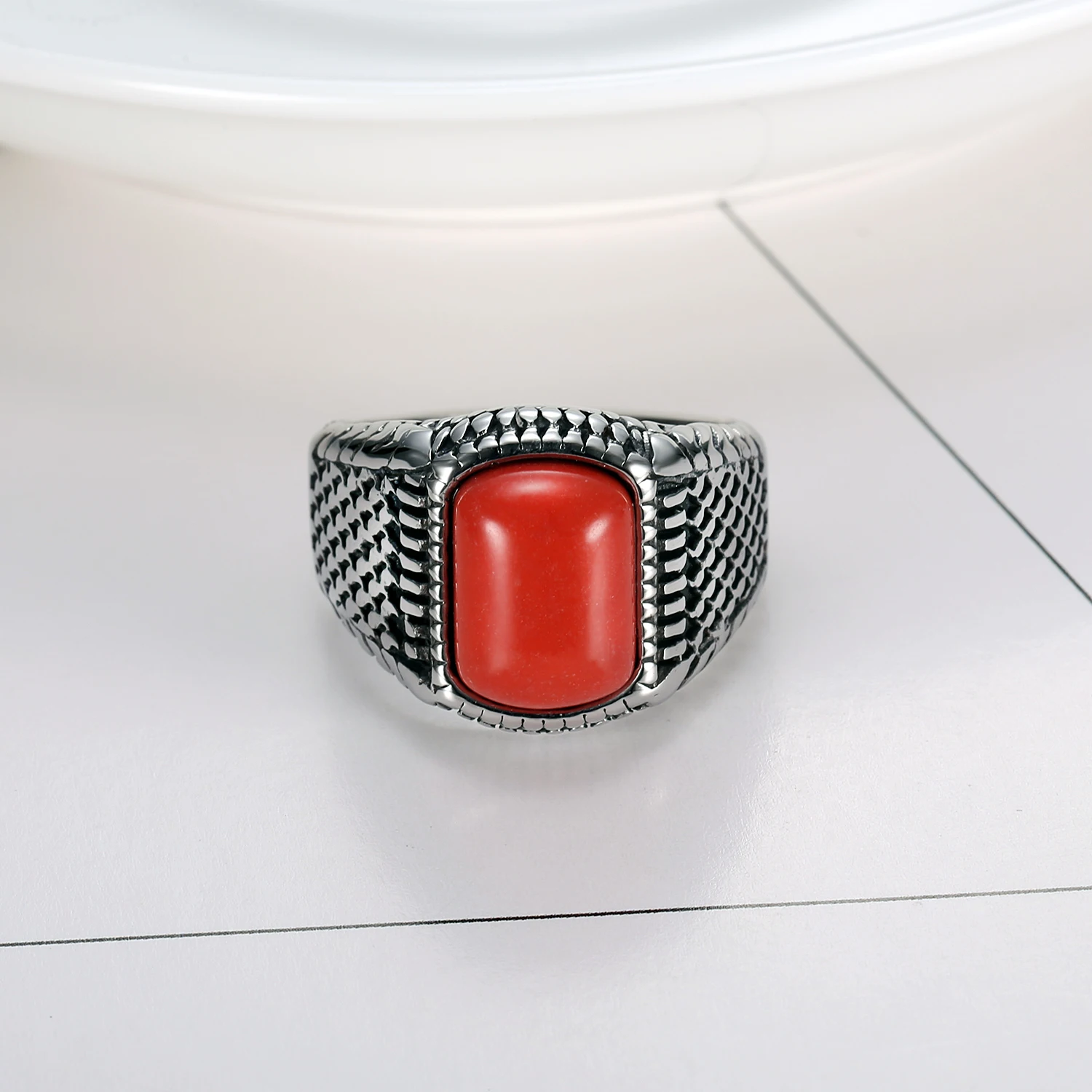 Custom  OEM ODM Trendy New Ethnic Big Coral Stone Rings Mens Classic Resin Jewelry Silver Color Red Gemstone Party Bikers Rings