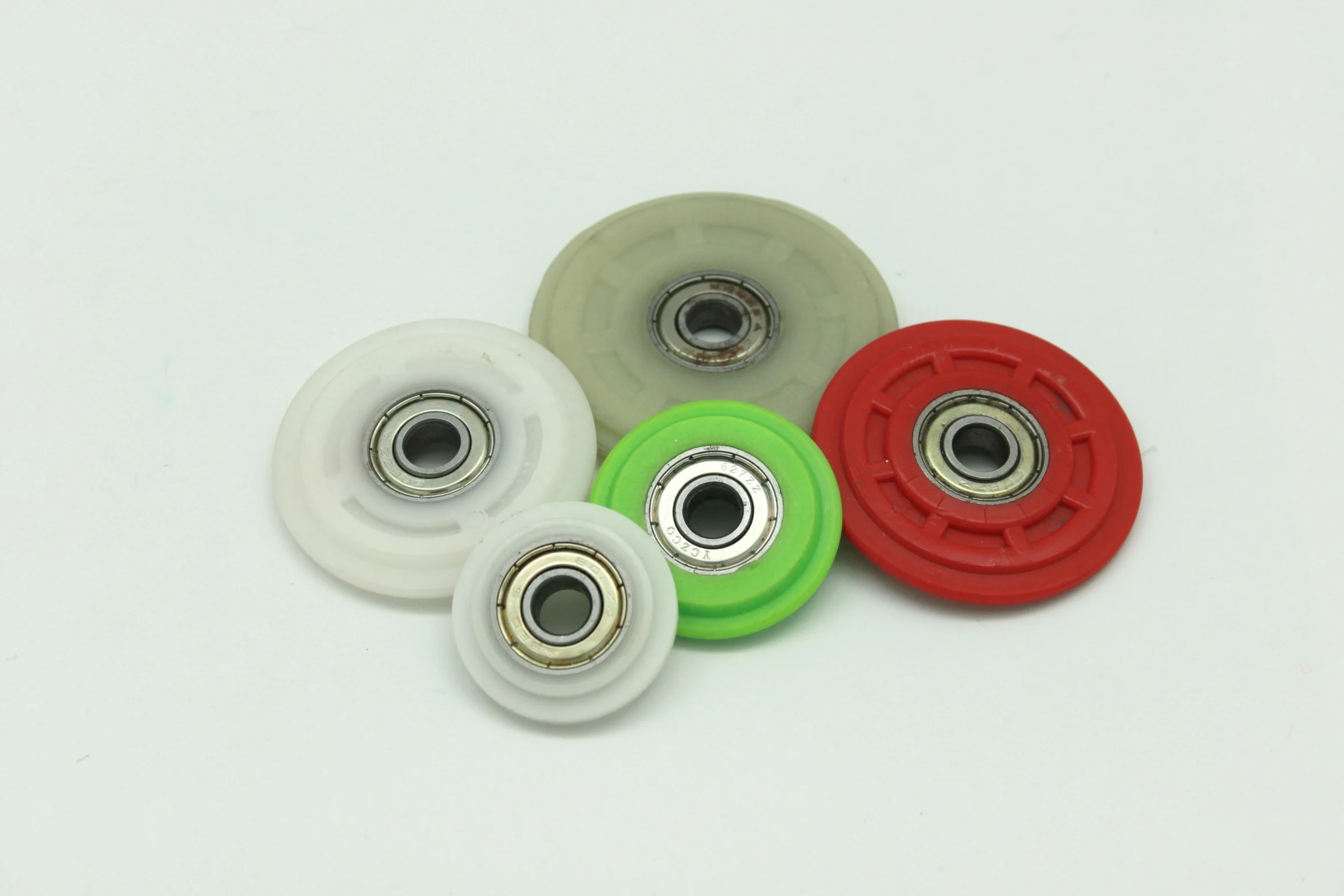 U groove guiding small plastic pulley wheels with bearings  for rail sliding