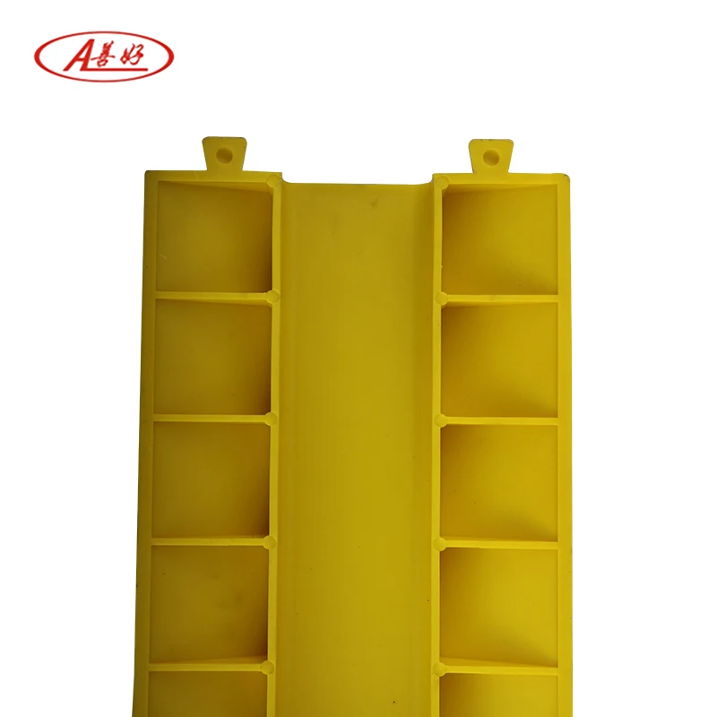 
Yellow Electric Wire Plastic 1 Channel Floor Cable Trunking Cover 