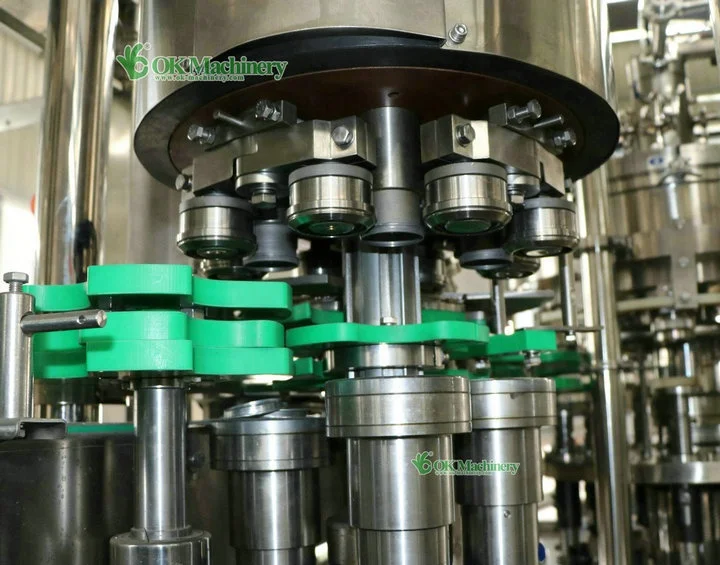 Completely Automatic Beer Carbonated Beverage Juice Soda Water Soft Drink Pet Aluminum Tin Can Filling Sealing Machine