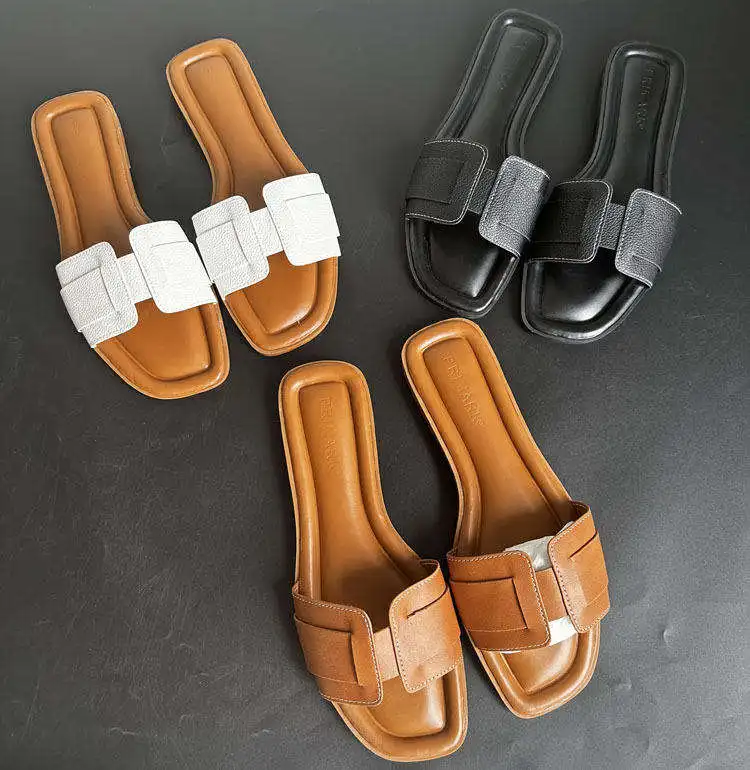Good Sale 2024 Square Head Single Strap Soft Indoor Outdoor Slippers Ladies Slippers Women Shoes Flat Sandals Flip Flops