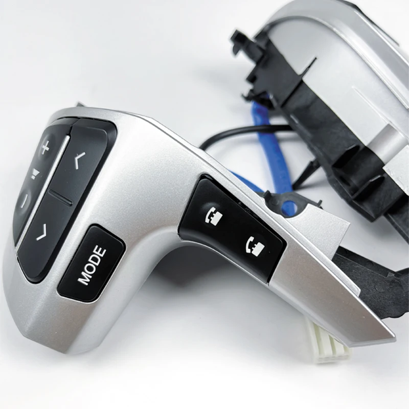 Applicable to for Toyota Highlande Hilux Vigo AXIO Camry car steering wheel button switch audio control