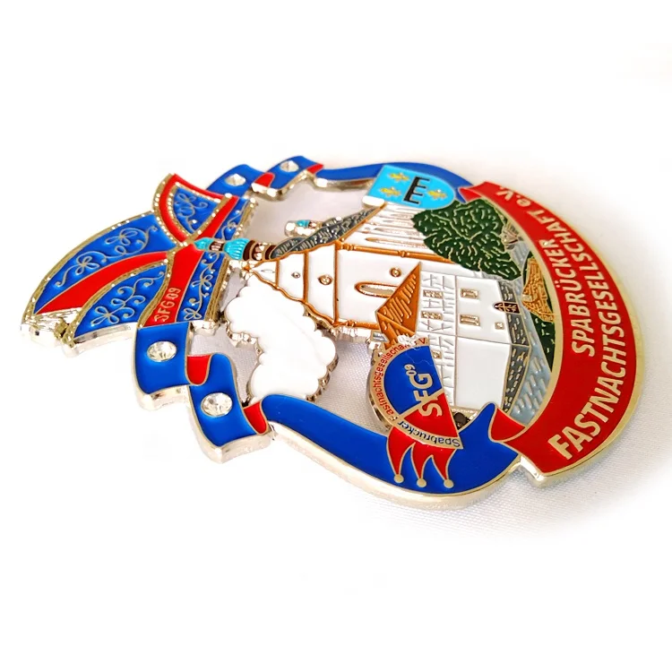 YIBAO Customized School or Corporate Honors Metal Customized Logo Medals and Trophies Football Medals Gold, Silver and Bronze