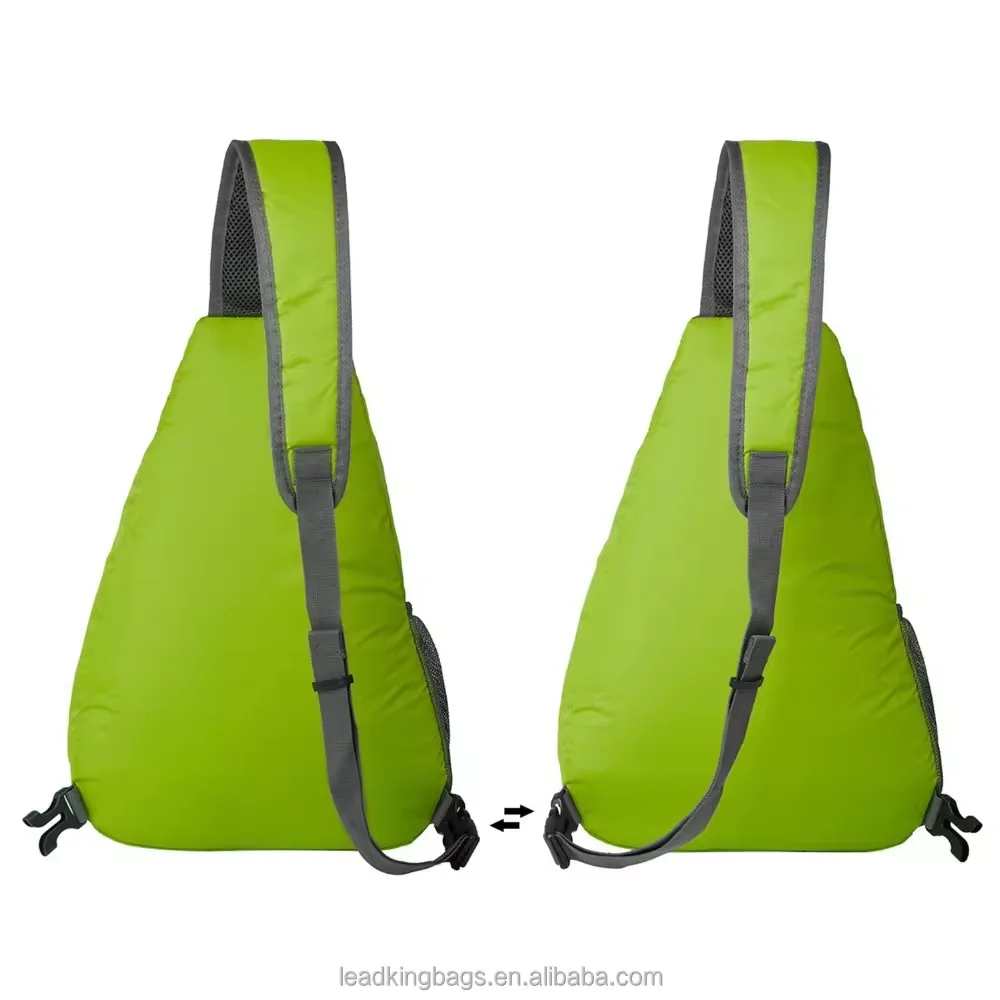 Short trip lightweight shoulder backpack triangle bag