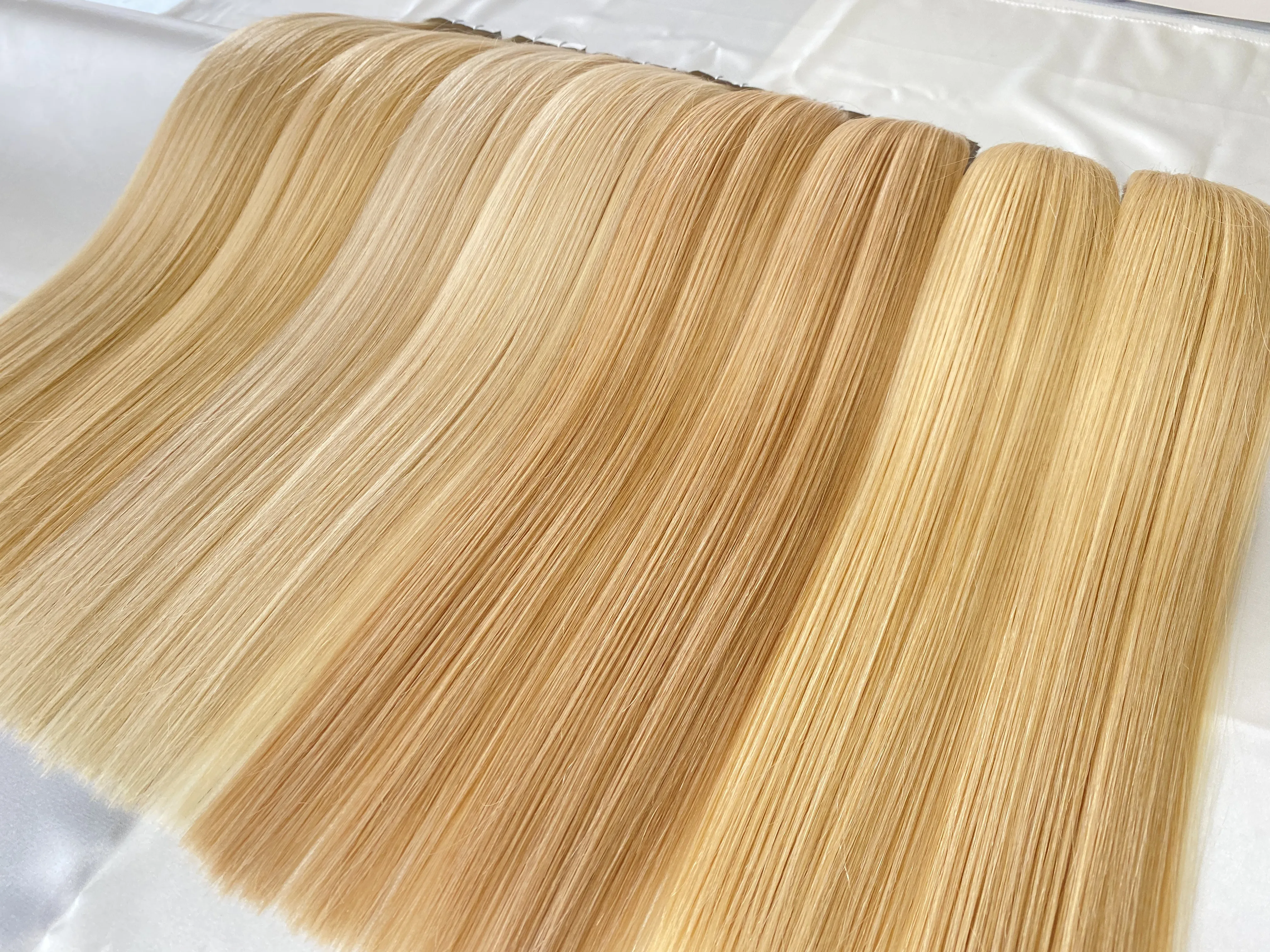 Russian Seamless Injected Tape In Hair Extensions European Remy 100% Human Double Drawn Invisible Tape Hair Extension Turkey