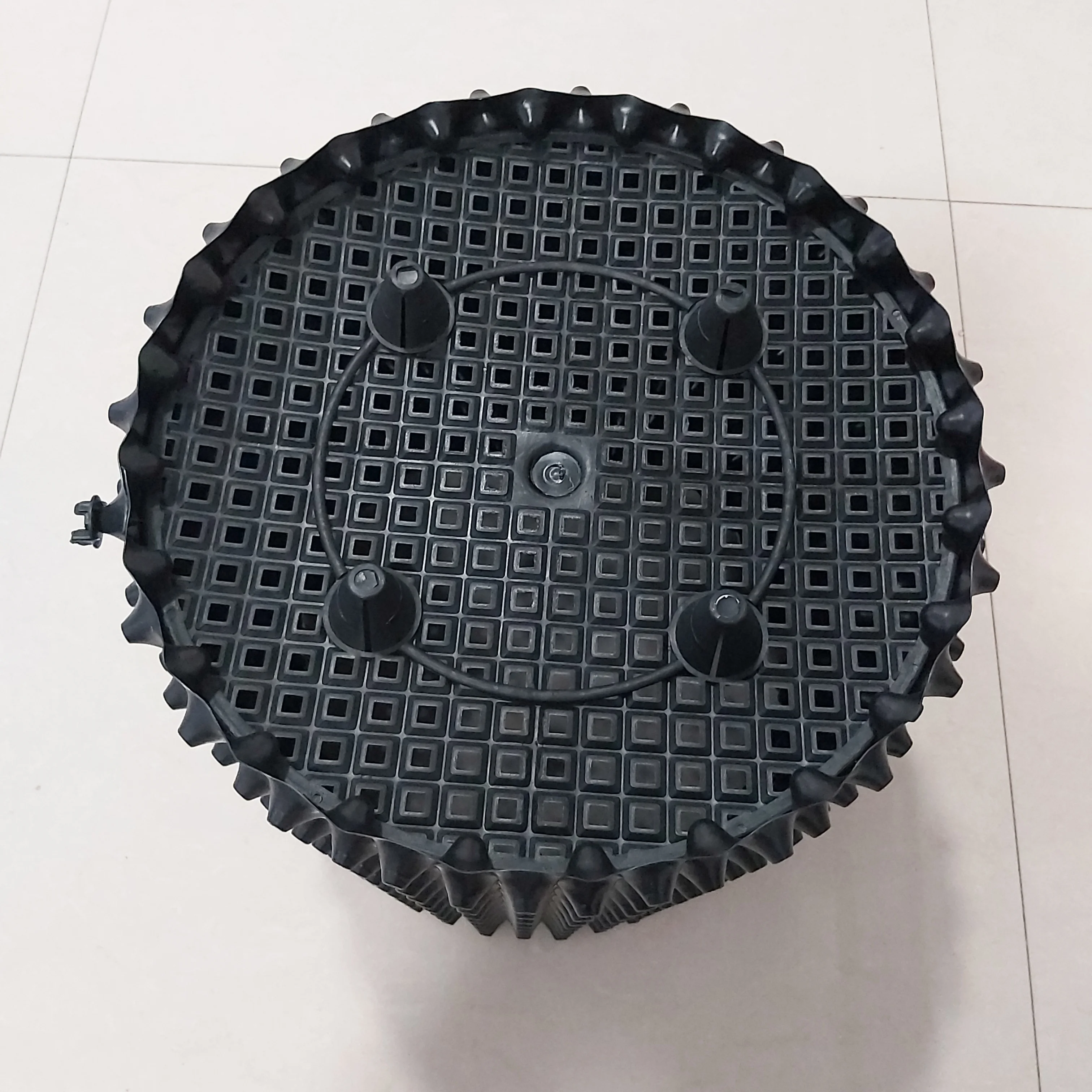 New 10 gallon tree plant root fast growth air pruning pot cranberry container ready for shipment stock Bangkok Thailand