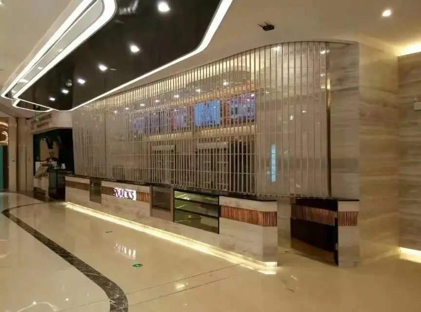 Modern Design Automatic Polycarbonate Folding Door Provincial Entry Doors PVC and Plastic Accordion Folding Screen Wholesale