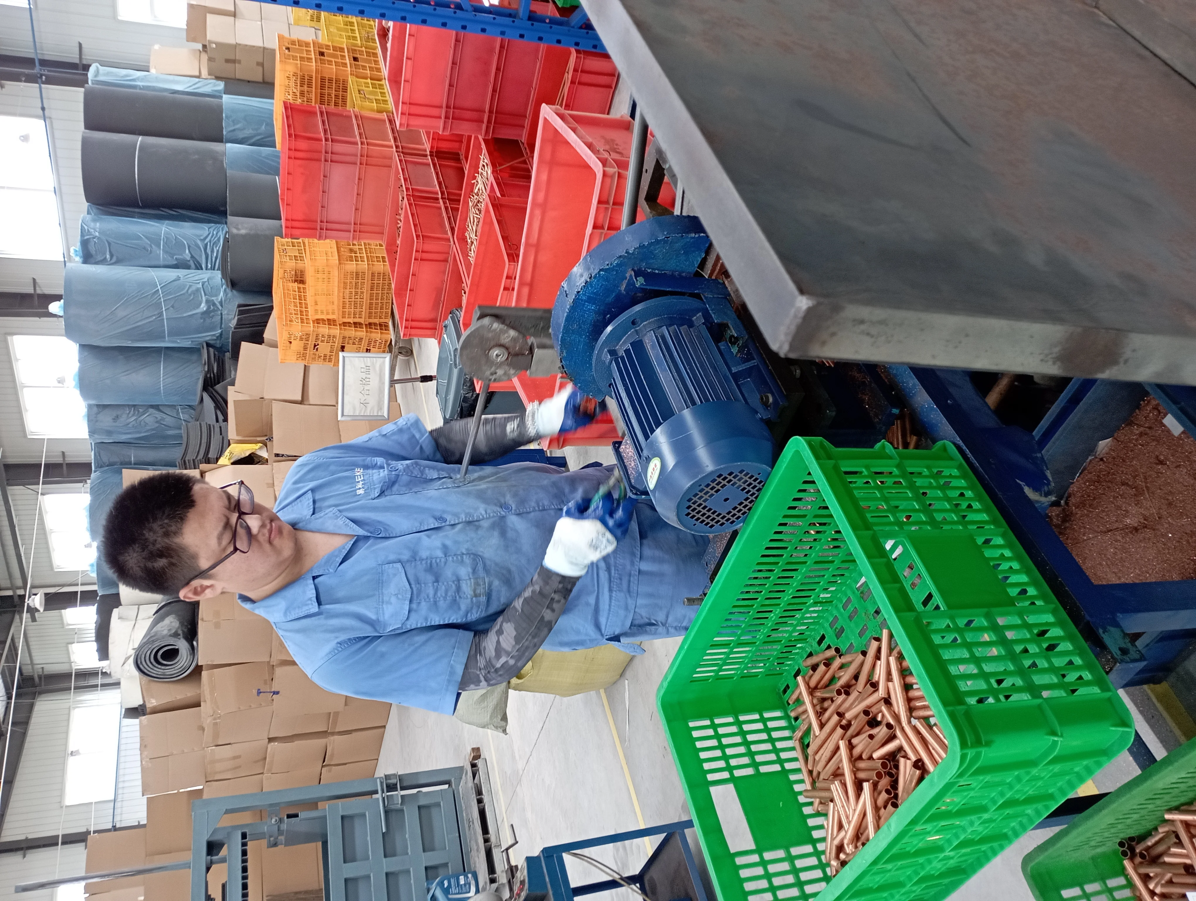 Wholesale customized good quality copper tee reducing 45 degree  elbow copper branch pipe for Daikin