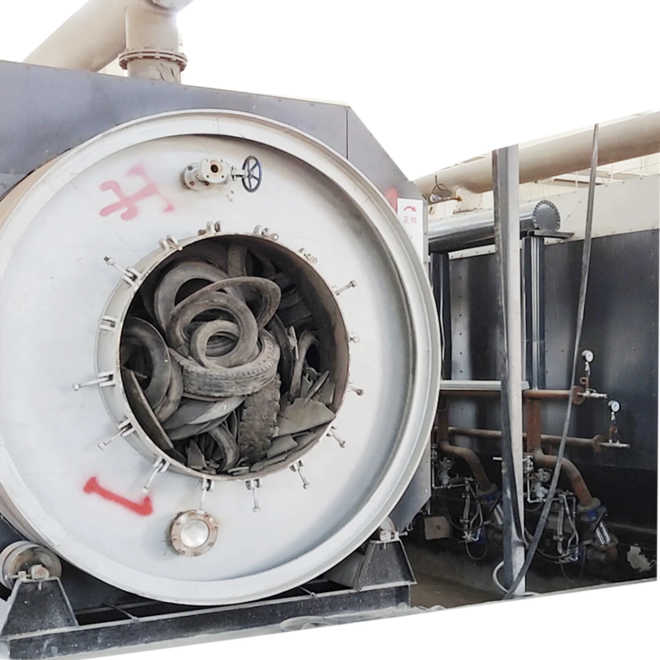Environmental protection waste tire to fuel oil pyrolysis device