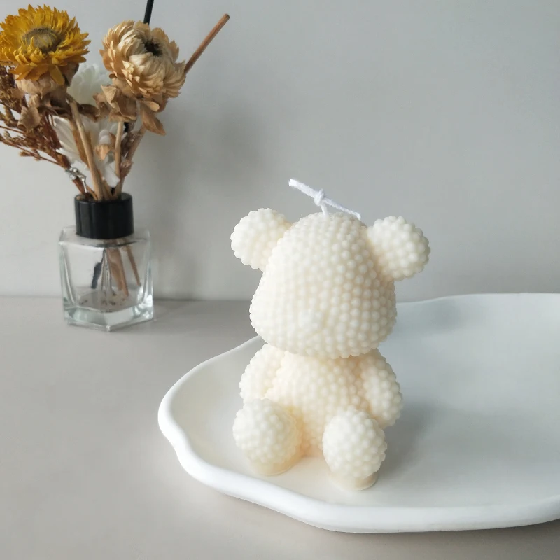 J520 Wholesale Luxury Birthday Gifts Candle for Kids Teens Adults DIY Soy Wax Unique Cute Bear Shaped Candle With Gift Box