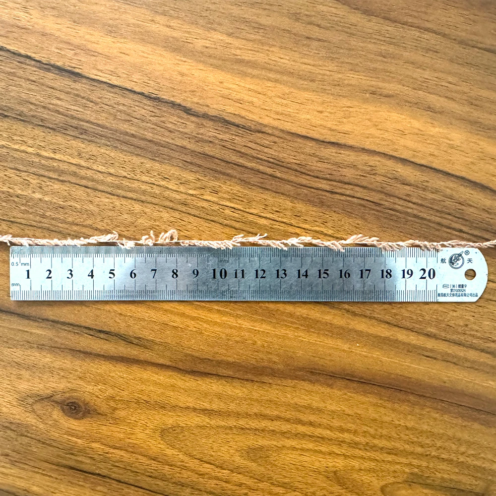 Manufacturer wholesales half day goose down knitted yarn, polyester single-sided velvet yarn, soft velvet yarn, all polyester