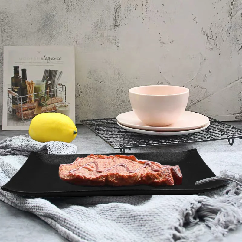 Rectangular Durable Ceramic Sushi Trays Black Ceramic Dinner Plate For Restaurants
