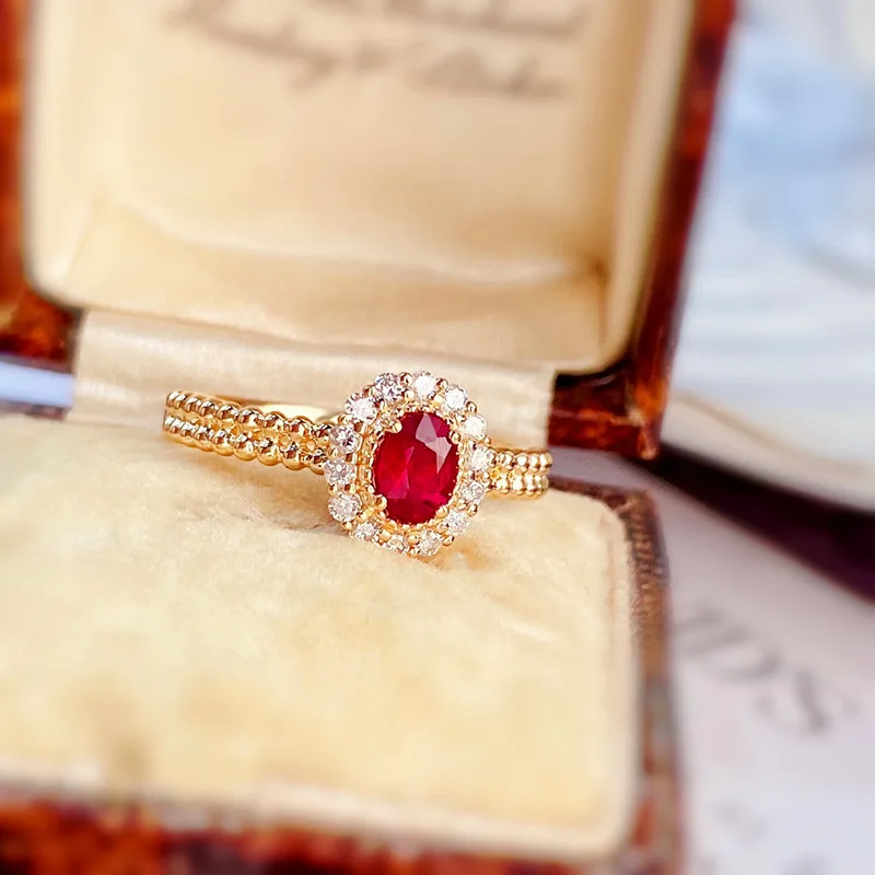 Женское кольцо из серебра 925 пробы с натуральным Рубином