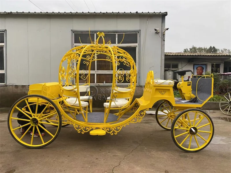Electric Sightseeing Horse Carriage Horse Wagon Horse Carts Royal Wedding Tricycle