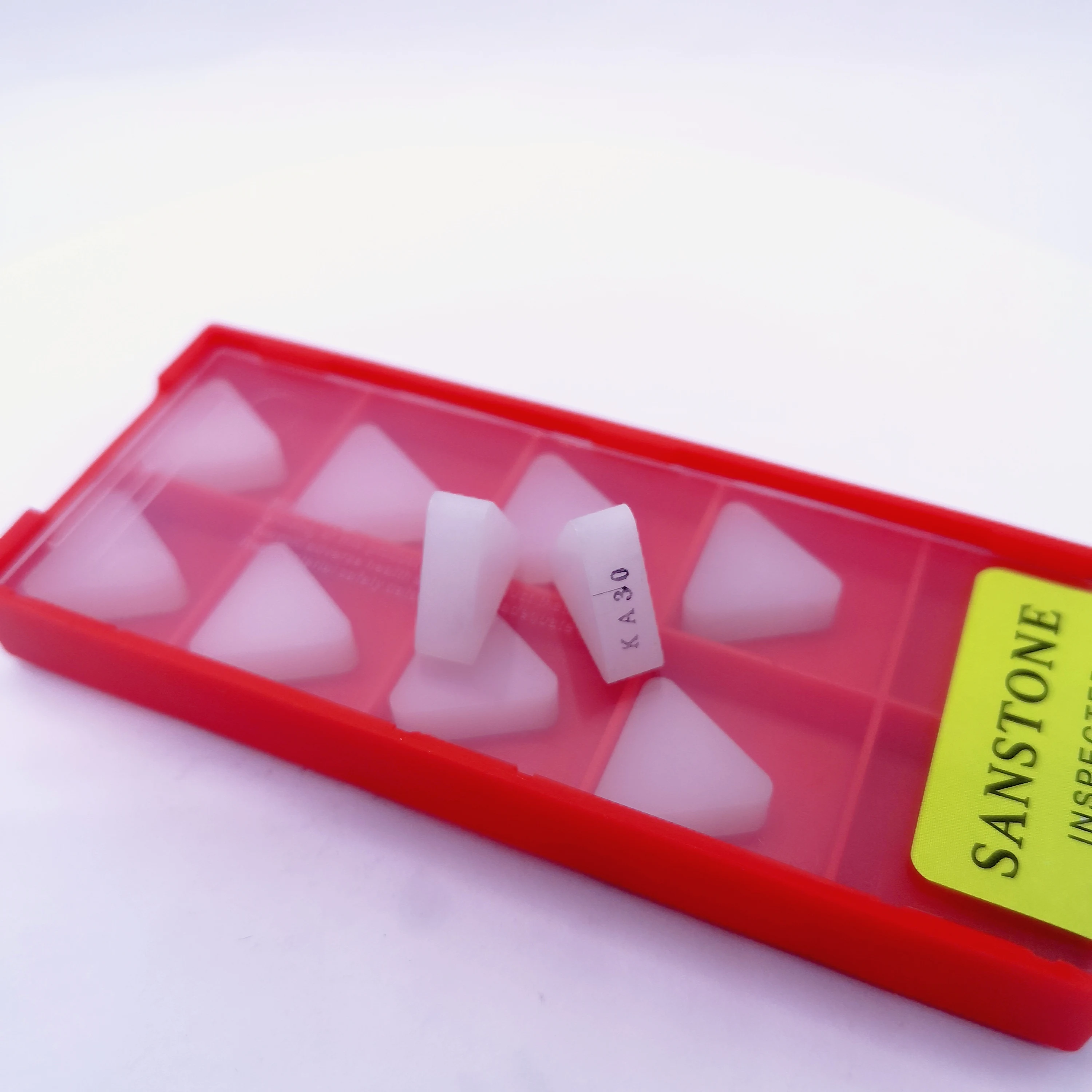 TNGN160416 Ceramic Inserts High Hardness TNGN160416 KA30 White Ceramic Blade For Cast Iron Processing