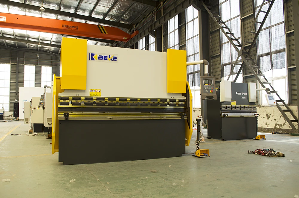 Прессовый тормозной станок BEKE E21 30t 1600