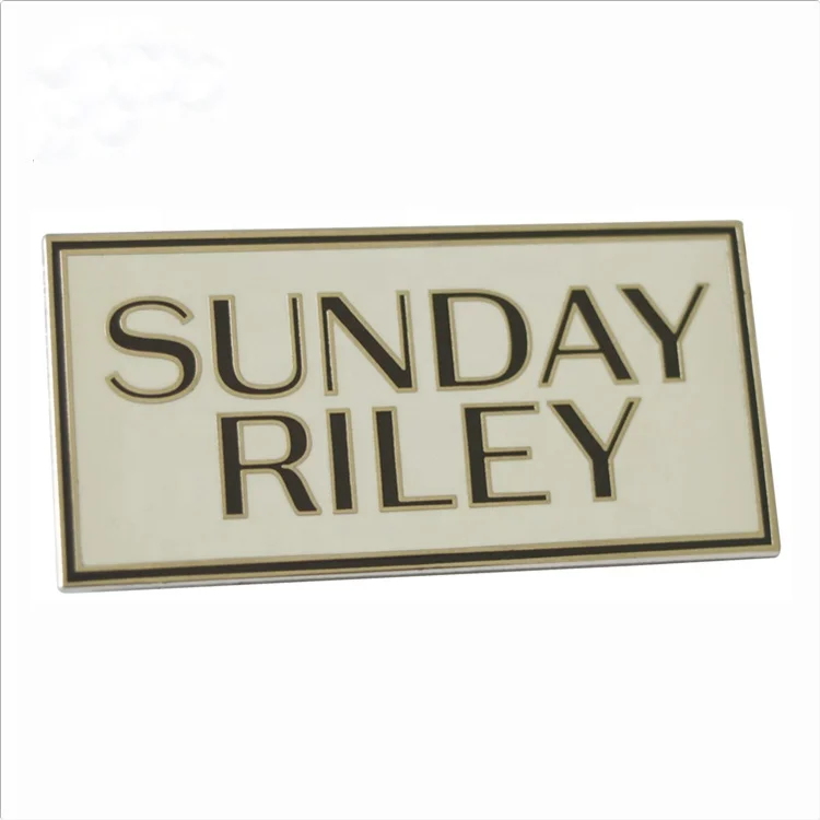 quality round hard enamel bespoke magnet badges in China