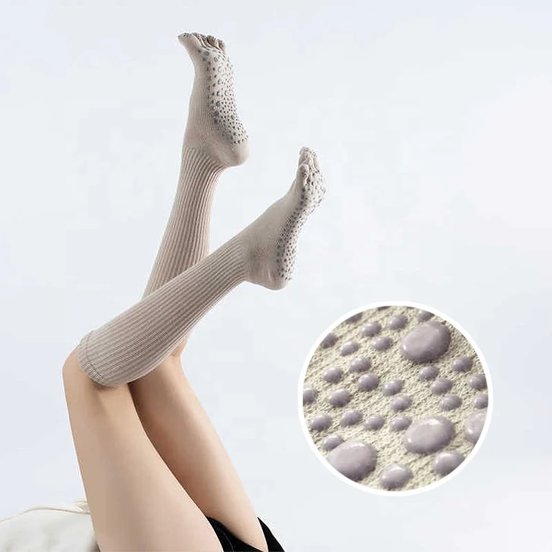 High Quality Five Toe Non-Slip Grip Socks Women Anti Non Slip Pilates Five Finger Yoga Socks