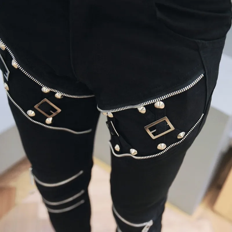 
Vintage streetwear metal rivets & buckles punk Men Joggers Trousers slim fit multi-zippers hip hop Pants 
