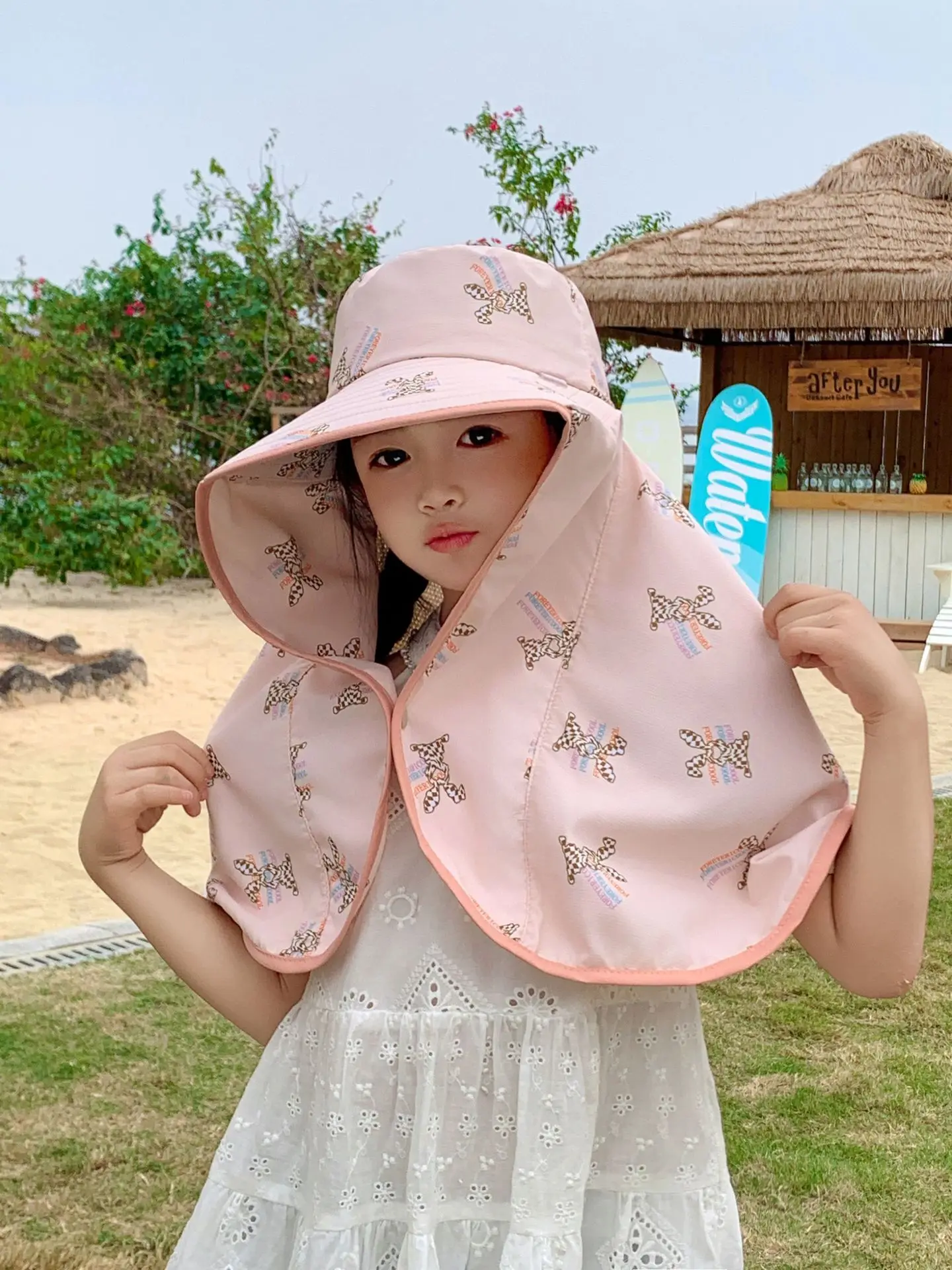 2024 new summer children unisex piping sun hat anti-UV sunshade shawl large brim cartoon bear pattern fisherman hat