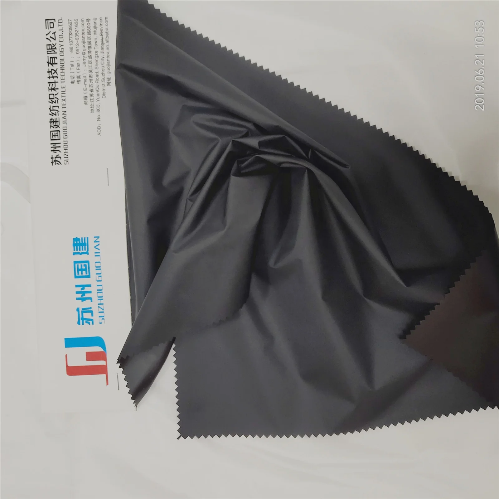 
100% Recycled 210T polyester taffeta 75D*75D dyeing fabric soft for women coats and down jackets linings 