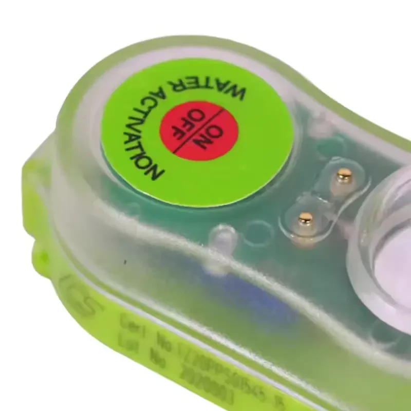 EC/CCS  MED Life jacket Lights Solas EC/CCS  impa 330143 Wholesale manual switch  water activated  Life jacket Lights Solas