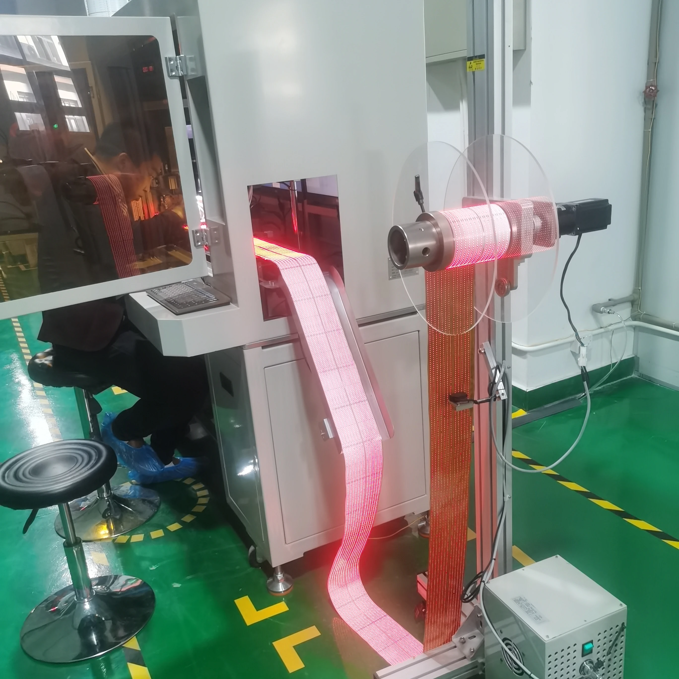 Phosphor dispensing in the production process of white-emitting LED products