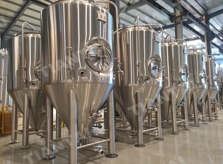 
1500L double wall fermentor with glycol jacket and insulation 