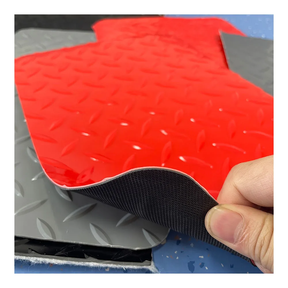 Gym use coin pattern strike flooring roll plastic rubber floor pvc vinyl roll covering in guangzhou