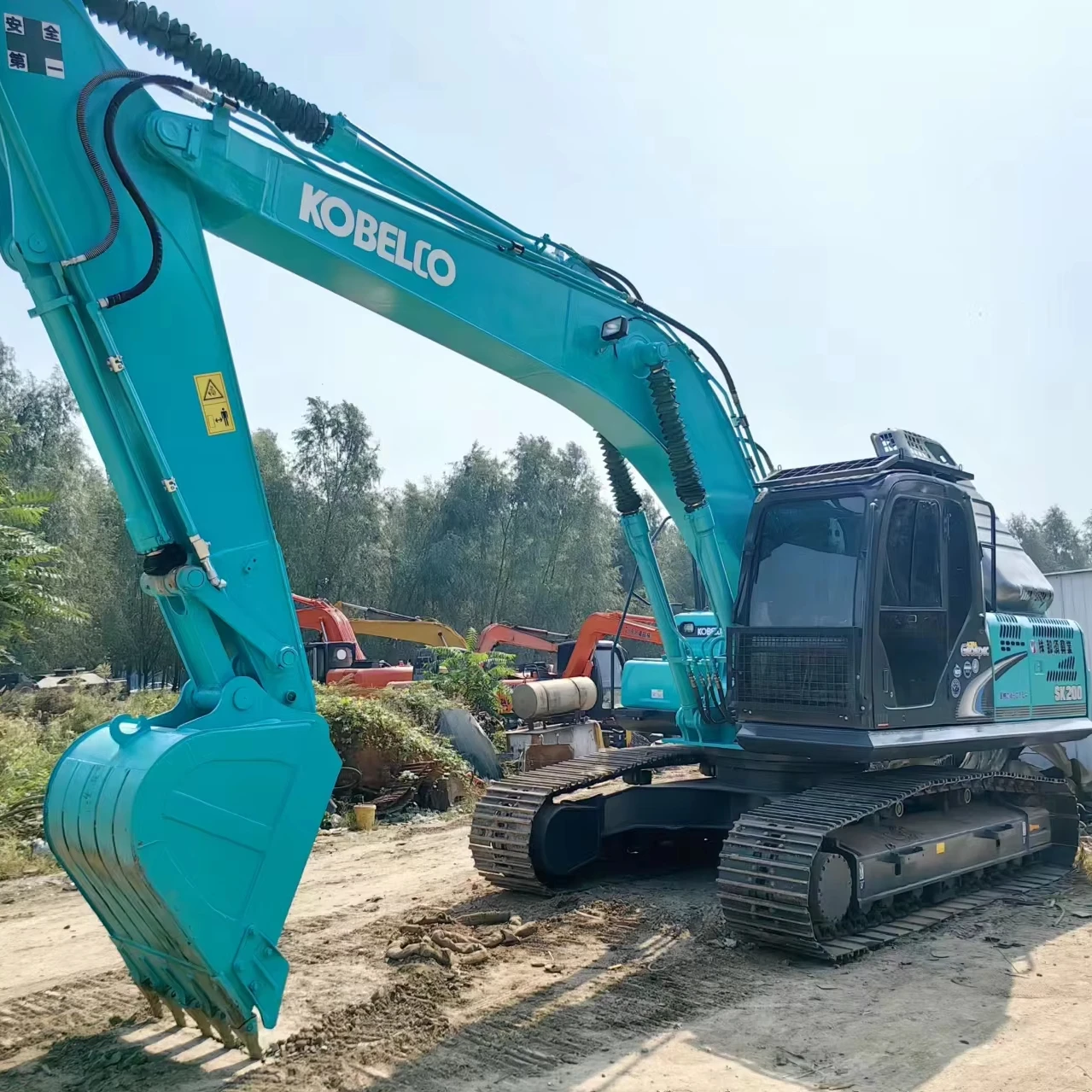Высококачественный оригинальный японский бренд Kobelco sk200-8 подержанный экскаватор большой 20 тонн горячая распродажа
