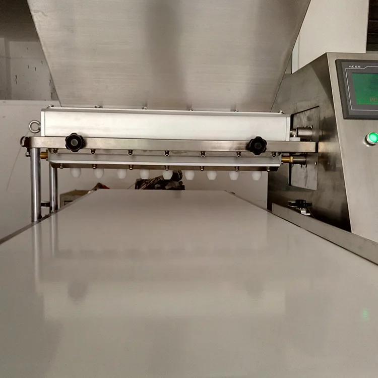 chocolate truffle auto-pour machine