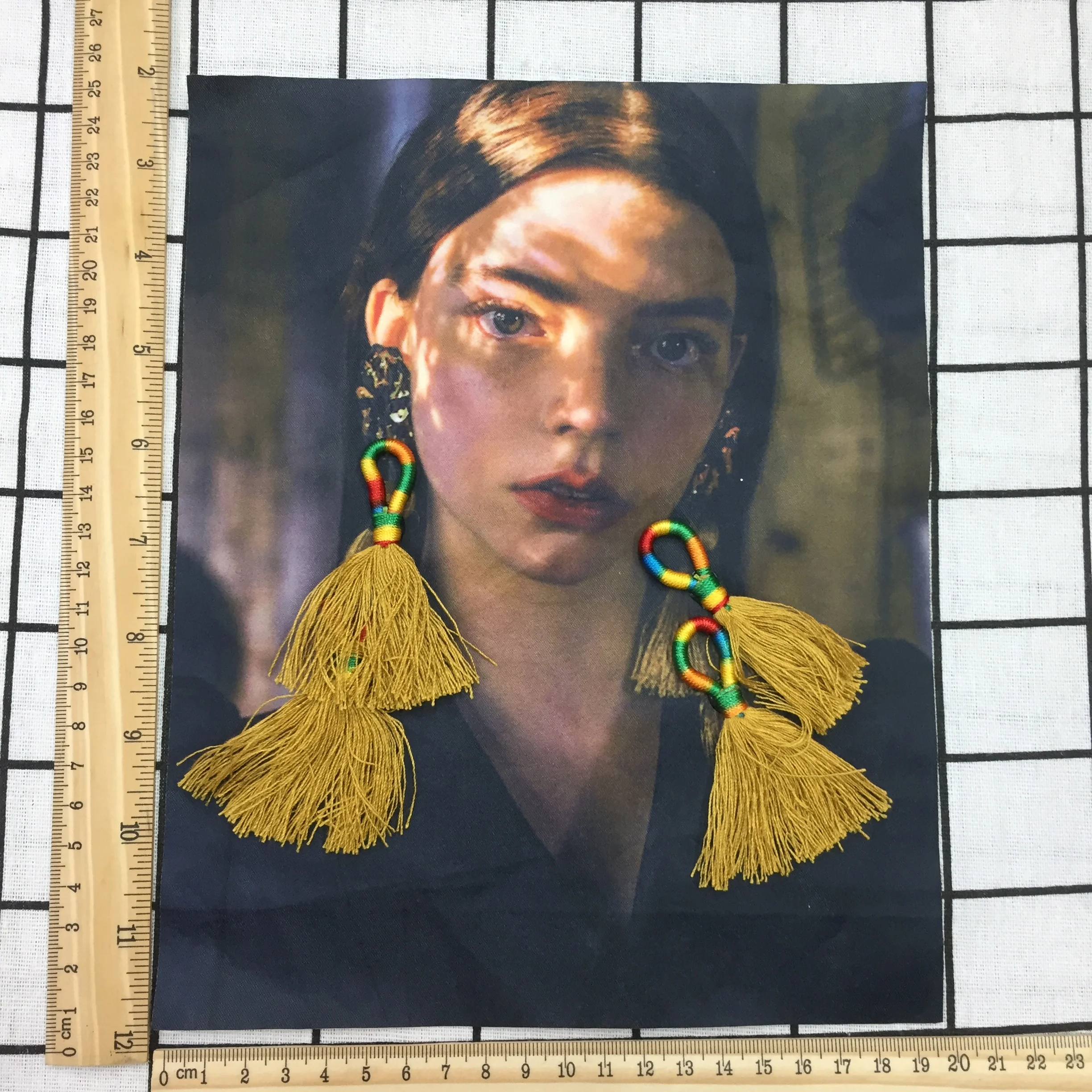 High Quality Cheap Custom Made Clothing Embroidery Patches Brand Iron On Embroidered Patch