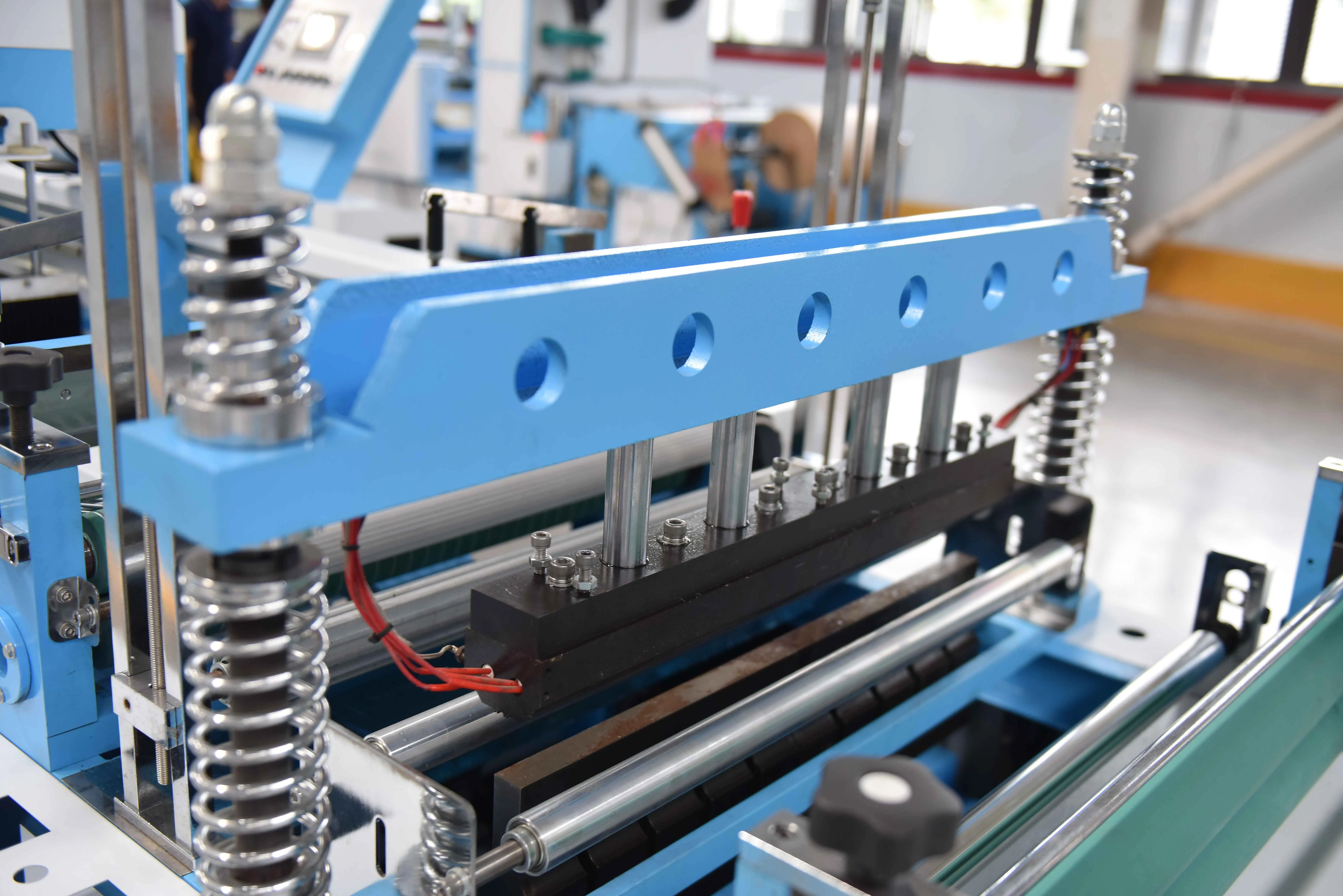 ZXL-A700 Automatic Polypropylene T-Shirt Bag W Cut Nonwoven Vest Bag Making Machine