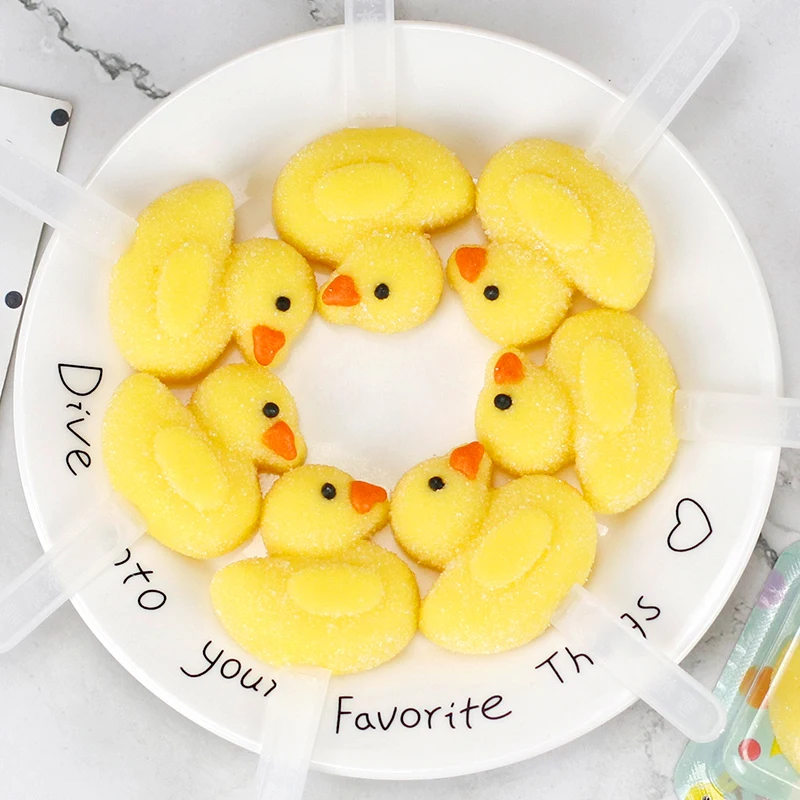 Oem Delicious Halal 21G Yellow Duck Shape Fudge Snack Soft Duck Stick Gummy Candy