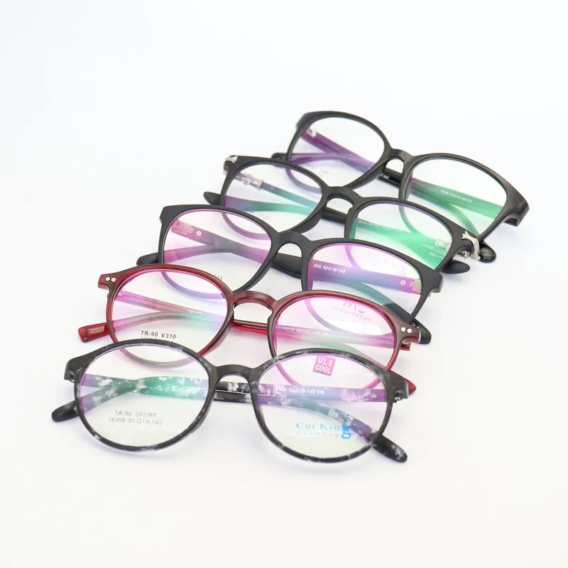 2021 Latest Designer Blue Light Blocking Glasses Mens Tr90 Small Squared Eyeglasses