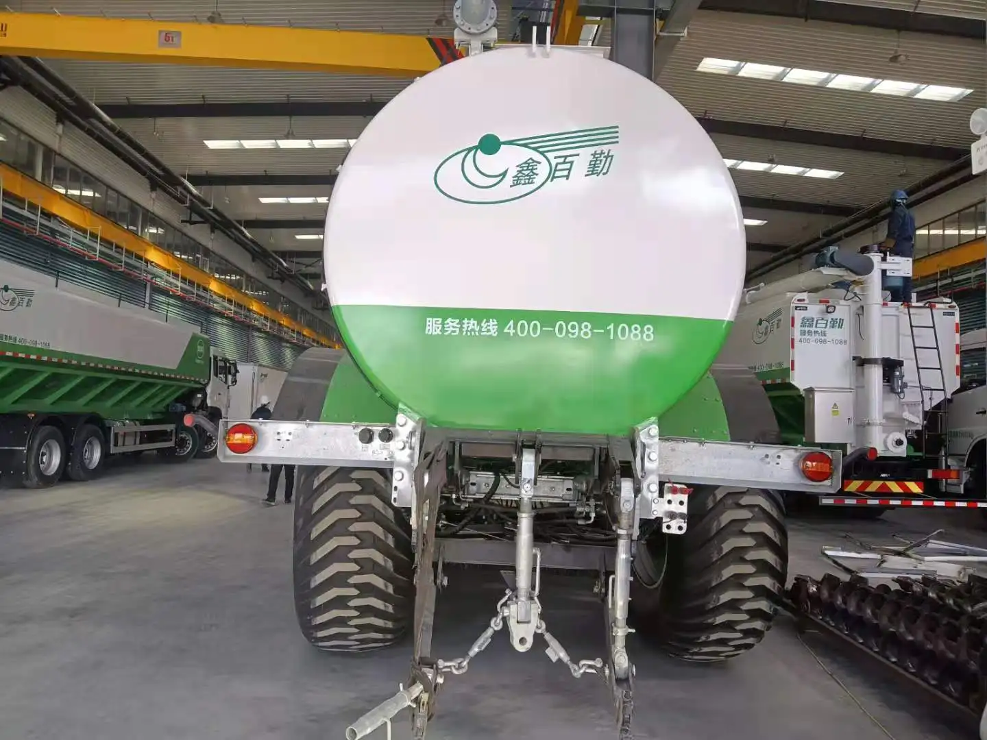 20 cbm Liquid Organic Manure Spreading Slurry Tank Fertilizer Spreader with Farm Tractor Truck